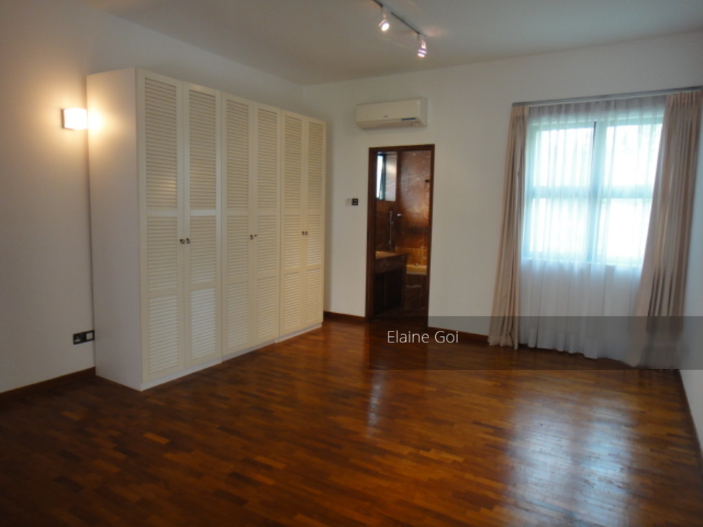 Holland Road (D10), Condominium #125469672